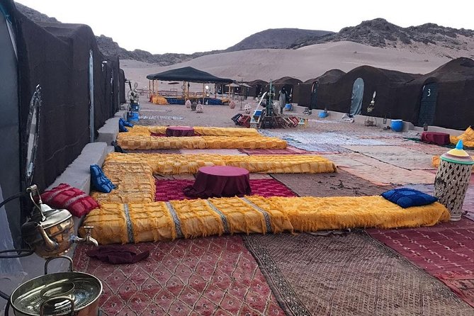 2-Day Zagora Tour from Marrakech Including the Atlas Mountains, Camel Trek and Desert Camp - Reaching Zagora and riding into the desert