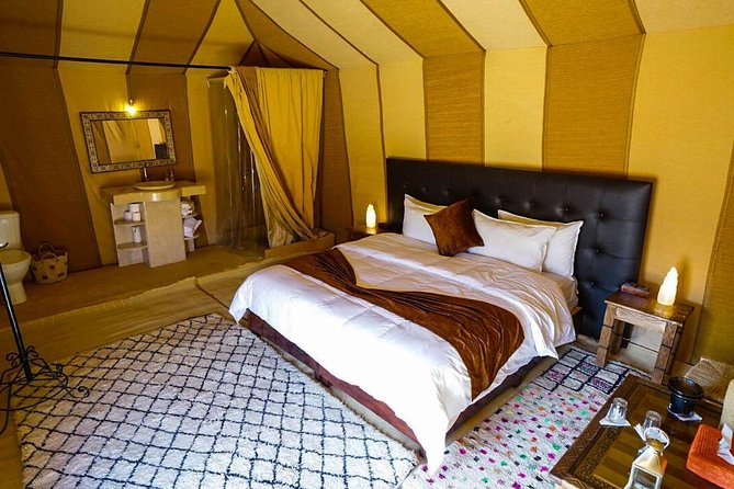 3-Day Tour to Merzouga Erg Chebbi with Food & Camel Trek - What the driver adds to the experience