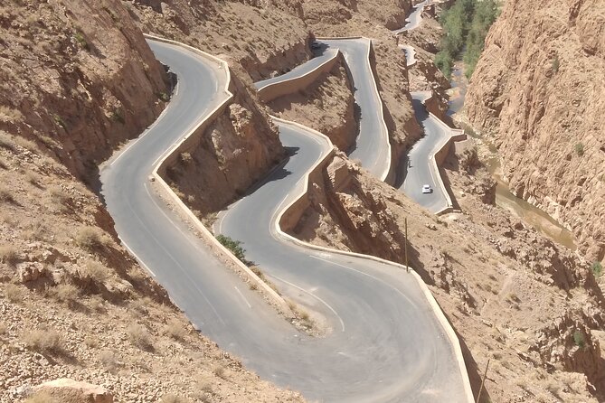 3 Days 2 Nights Marrakech to Merzouga - Sahara Tour Adventure - Day one: Ait Ben Haddou and the road south