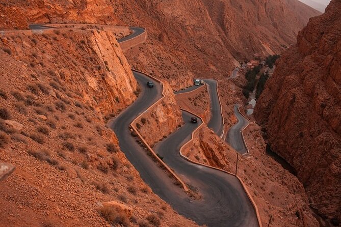 3-Days Morocco Desert Tour from Marrakech to Marzouga - Transport, guides, and group comfort