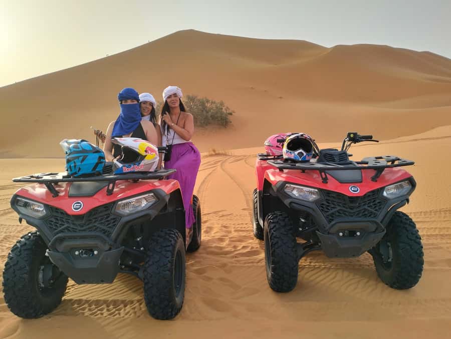 4-Day Marrakech to Merzouga Sahara Adventure & Camel Trek - Day 2: Todra Gorge, palm oases, and the camel ride
