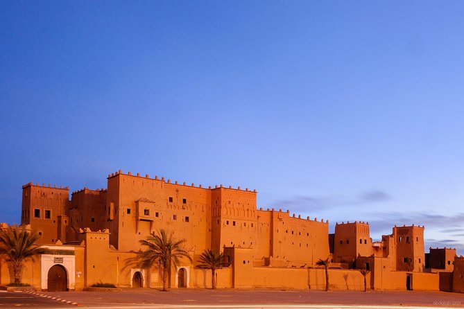 8 - Day Morocco Tour from Casablanca via Chefchaouen & Desert - Casablanca begins with Morocco’s great mosque