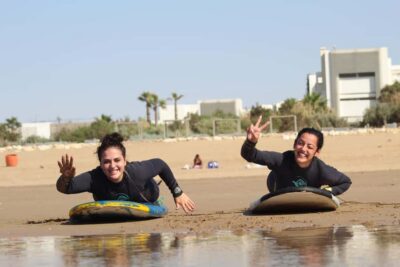 Beginner Surf Lesson – Equipment Included