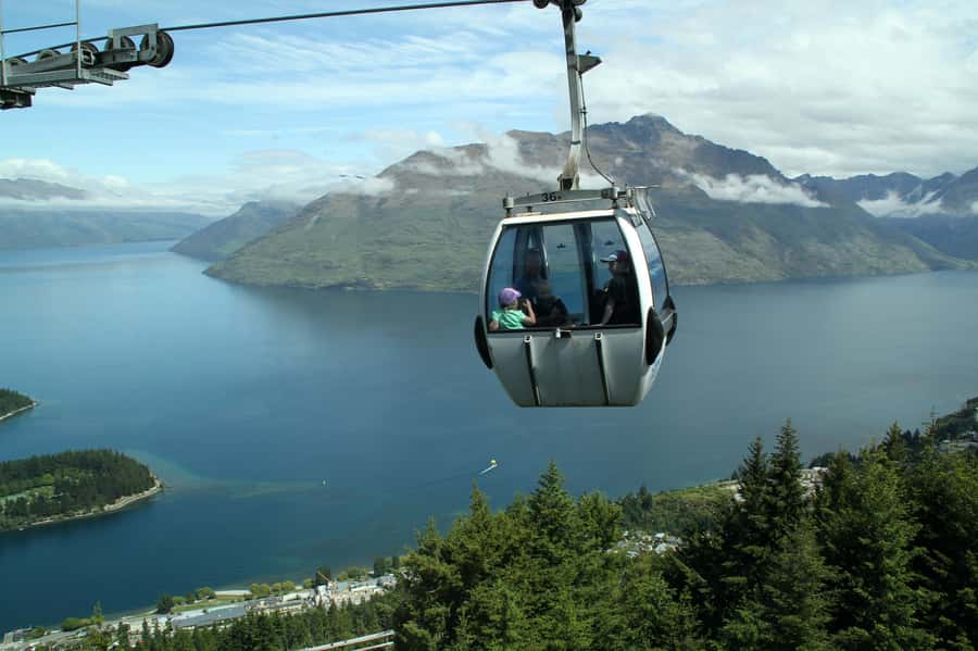 Agadir: Cable Car Sky Network Ticket with Hotel Transport - Leaving the hotel and reaching the station