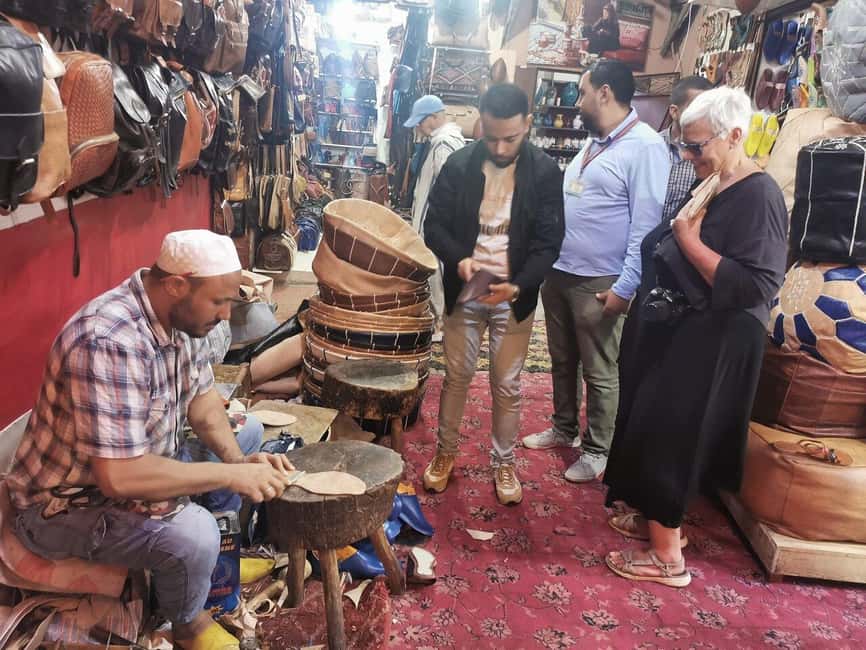 Agadir/Taghazout : Marrakech Guided Tour old Medina & Souks - Free time, shopping, and the real value of the guide