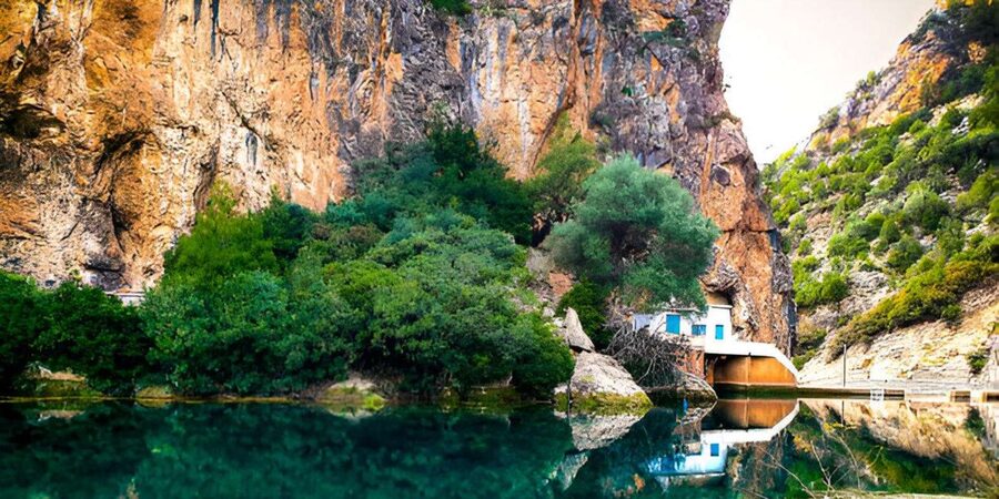 Agadir/Taghazout: Paradise Valley Tour to Atlas Mountains - Walking into Paradise Valley