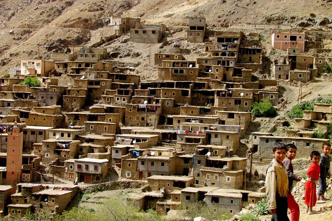 Agafay Desert & Berber villages & Atlas Mountains, Full Day Trip From Marrakech - Leaving Marrakech for the Agafay Desert