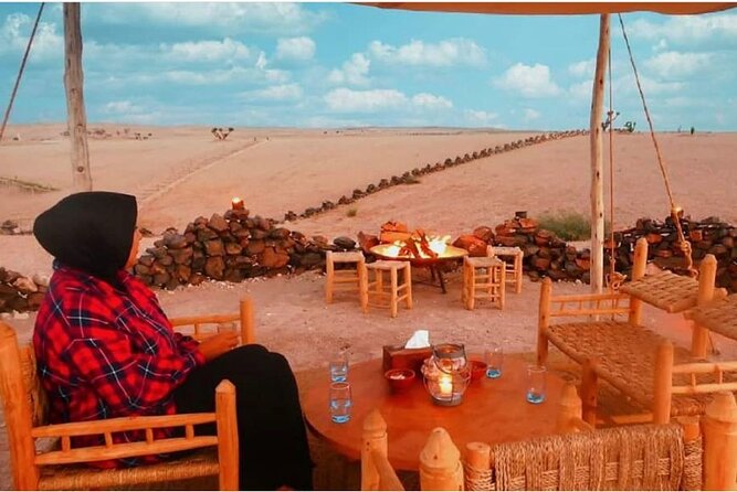 Agafay Desert: Dinner + Show with Quad Bike & Sunset Camel Ride - Dinner under lights, canvas, or stars
