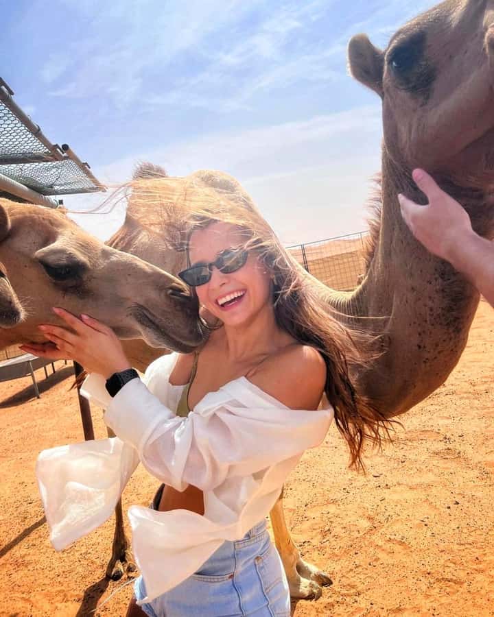 Agafay Tour: Sunset, Dinner, Camel ride, Quad and fire show - Pickup from Marrakech and the road out