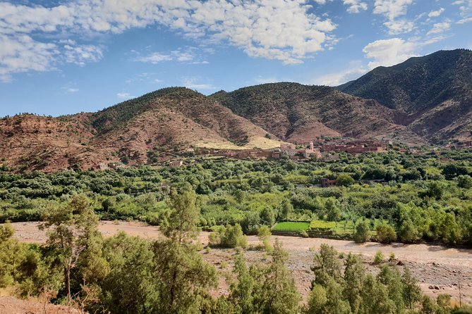Atlas Mountains & 5 Valleys Tour from Marrakech - All inclusive - - Oukaimeden brings wider mountain views
