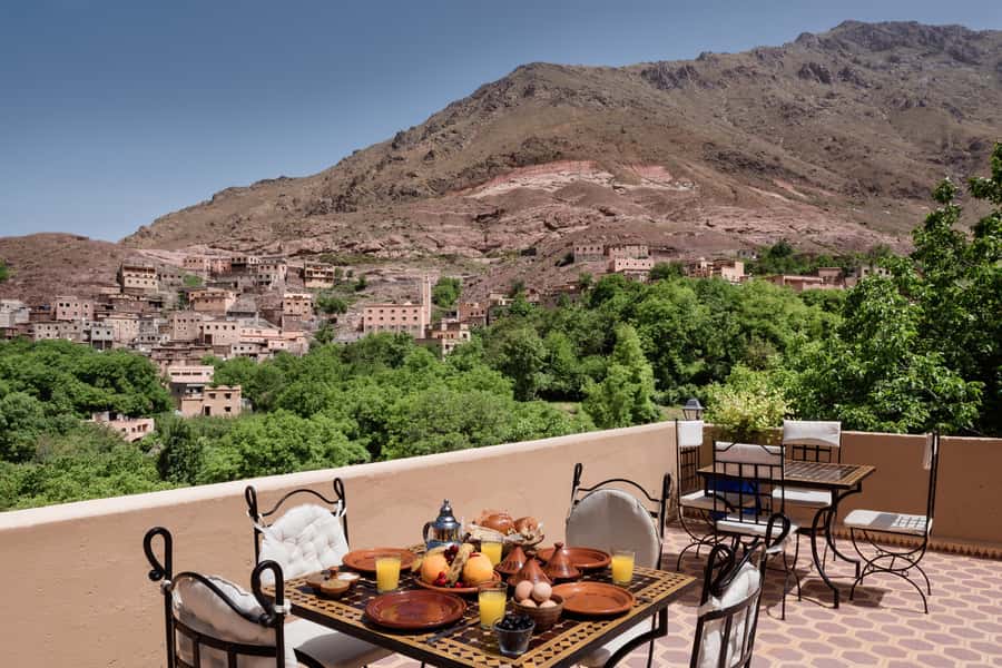 Atlas Mountains and 4 Valleys Day Trip - The private format and the people who shape the day