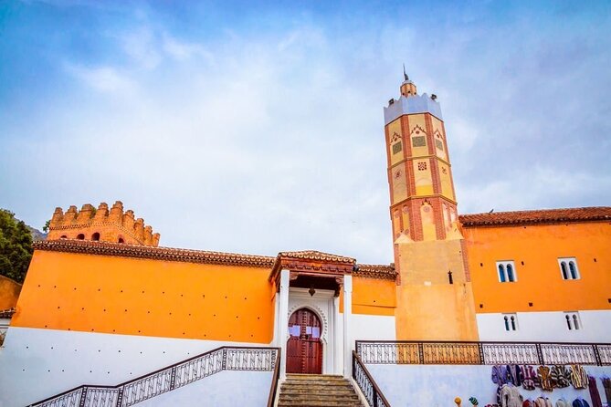 Best Chefchaouen Day Tour from Fez - Shared group or private tour?
