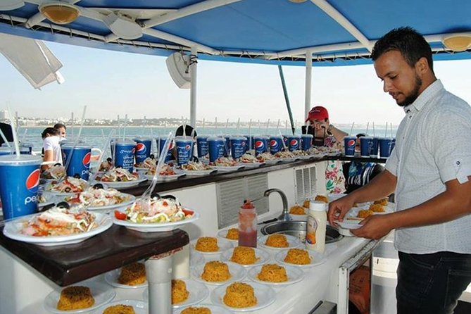 Boat Tours in Agadir lunch including ( sea food ) - Crew service and group size