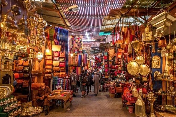 Casablanca 1-Day Layover Private Tour and Authentic Moroccan Bath - Two and a half hours at the Moroccan hammam