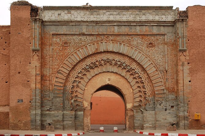 Casablanca 1-Day Layover Private Tour and Authentic Moroccan Bath - Who should book this tour?