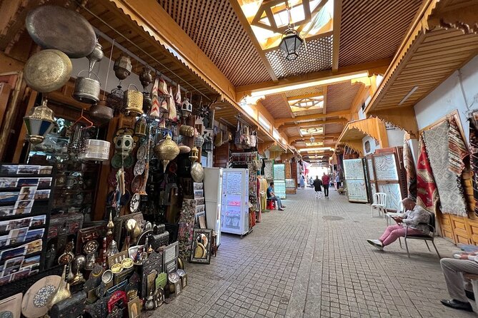 Casablanca City Tour: Hassan II Mosque, Arab League Park & Sights - Rick’s Café and the limits of movie tourism