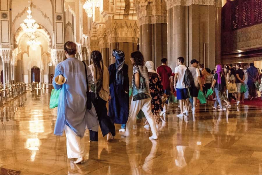 Casablanca: City Tour with Hassan II Mosque Entry Ticket - Rick’s Café is a quick cinematic stop