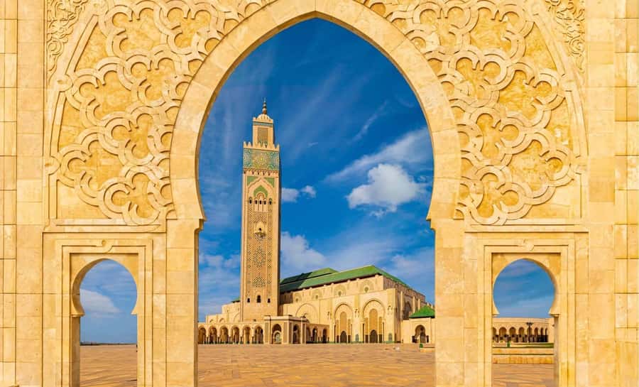 Casablanca: City Tour with Hassan II Mosque Entry Ticket - Casablanca from the Old Medina to United Nations Square