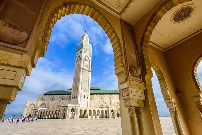 Casablanca City Tour with Hassan II mosque ticket - Rick’s Café is a brief cinematic pause