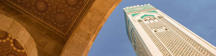 Casablanca Cultural Tour: Medina, Views & Local Delights - Sacred Heart Cathedral and Arab League Parc
