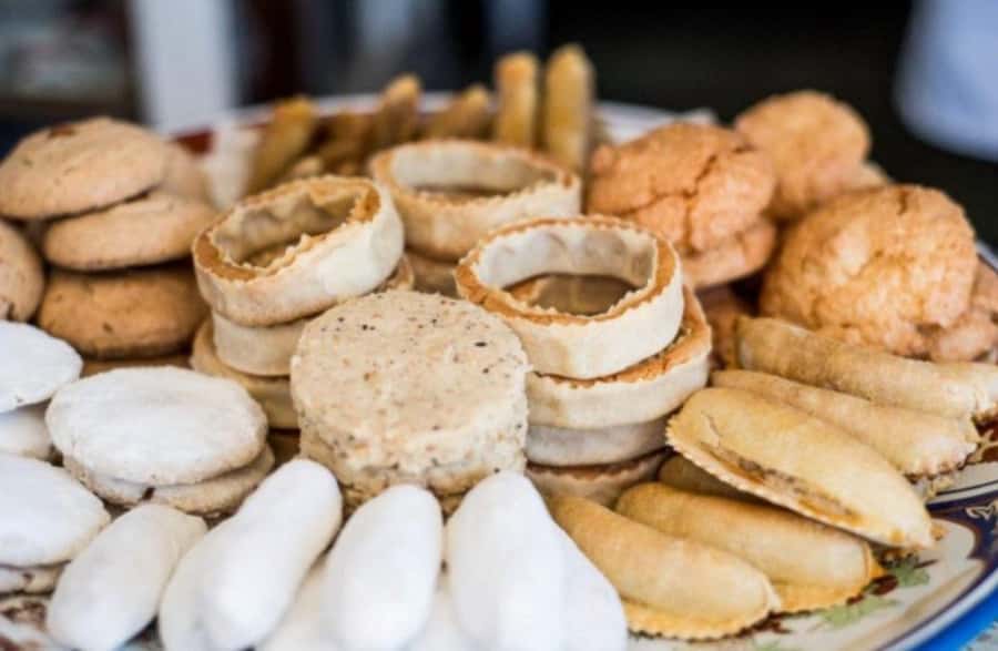 Casablanca: Food Tour with Tastings in Quartier Habous - How much food is enough for $54?
