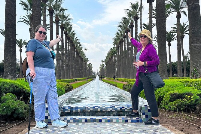 Casablanca Guided Tour of Hassan II Mosque and Arab League Park - El Hank Lighthouse gives you the best outside view