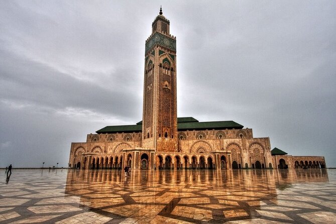 Casablanca Guided Tour with professional guide and lux vehicle - Rick’s Café and the city’s movie connection