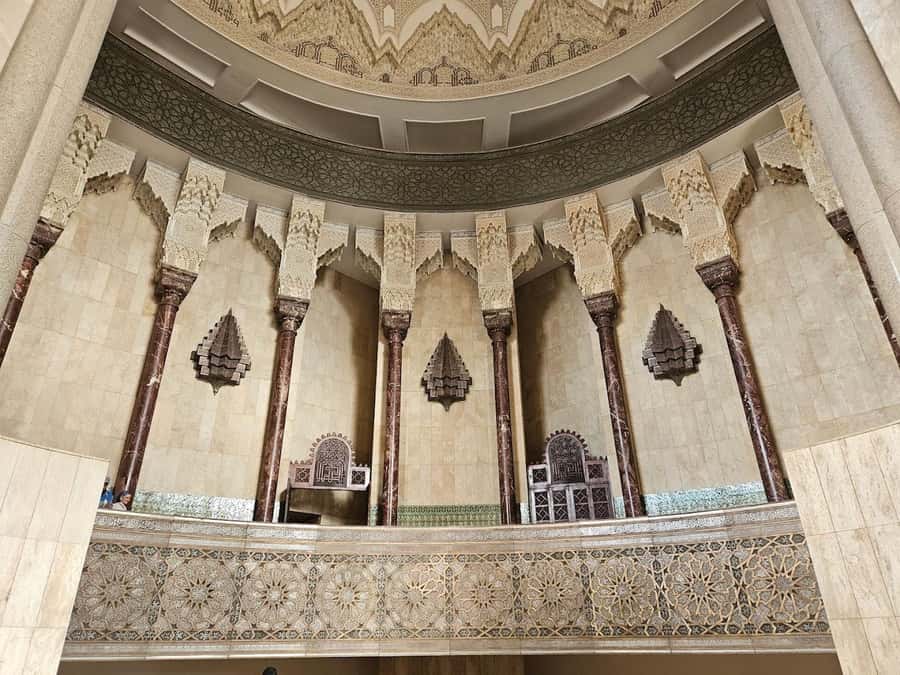 Casablanca: Hassan II Mosque & City Highlights Tour - Transport, meeting points, and timing details