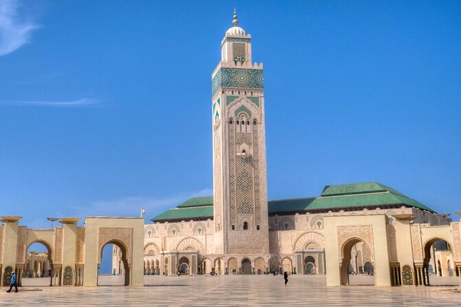 Casablanca: Hassan II Mosque & City Highlights Tour - Muhammad V Square puts Casablanca’s public face on display