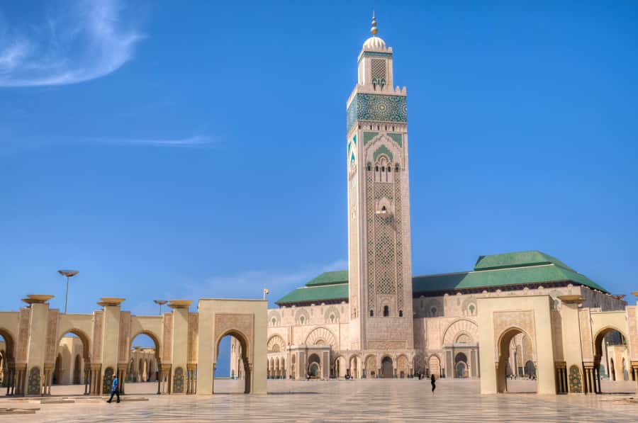 Casablanca: Hassan II Mosque Premium Tour with Entry Ticket - Clothing and respectful preparation