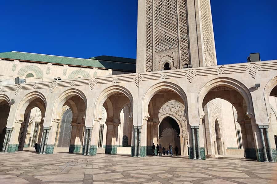 Casablanca: Hassan II Mosque Premium Tour with Entry Ticket - Who will enjoy this tour most