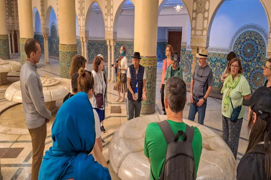 Casablanca: Layover Sightseeing Tour with Airport Transfer - Habbous brings a different rhythm