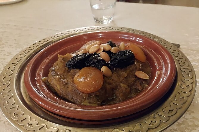 Casablanca Night Tour with Andalusian Dinner Show - Mohammed V Square and the city’s grand facades