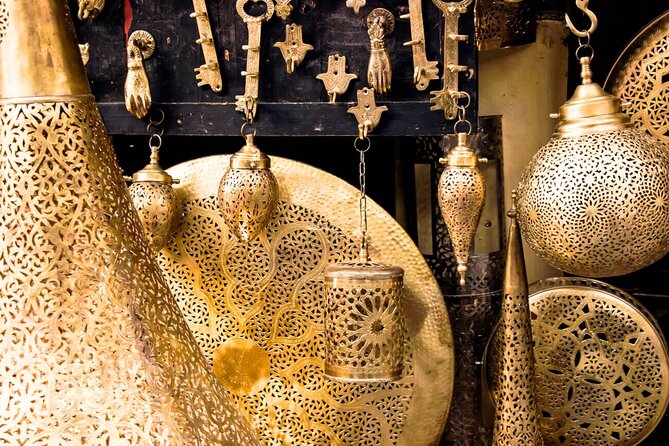 Casablanca Night Tour with Andalusian Dinner Show - Guides, drivers, and the small-group feel