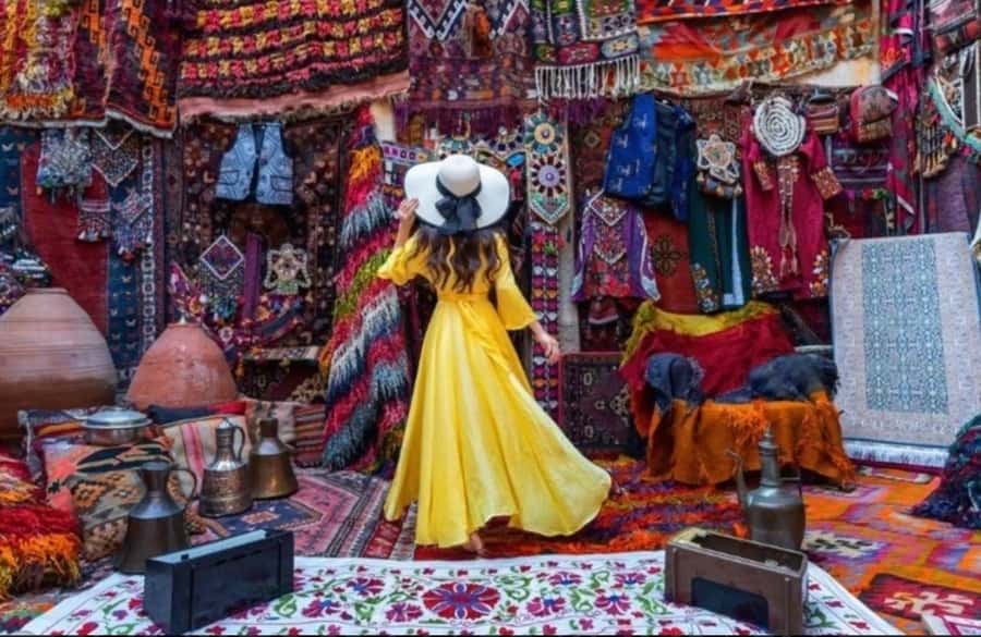 Casablanca: Private Guided Tour with lunch - Habous Quarter: crafts, shopping, and a slower look at Casablanca
