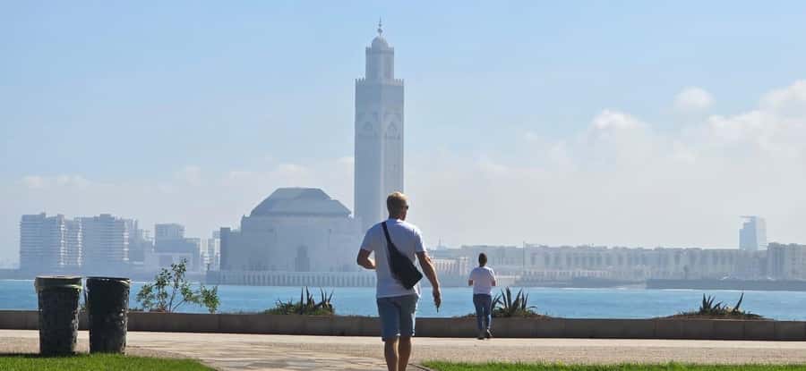 Casablanca: Private or Group Tour - Two churches show Casablanca’s wider story