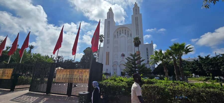 Casablanca: Private or Group Tour - The Corniche adds an Atlantic pause