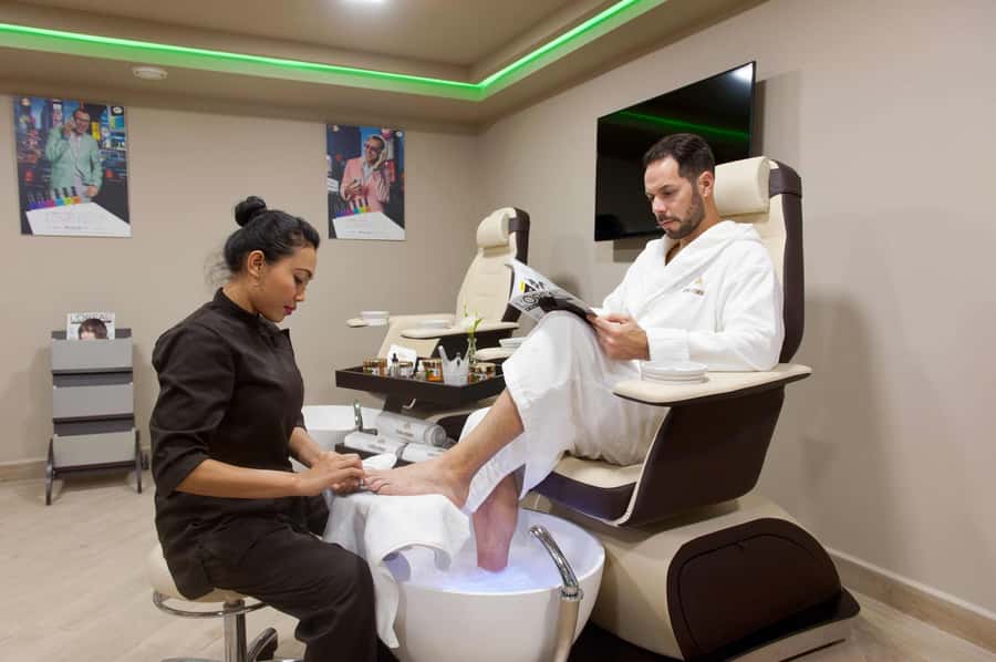 Casablanca: Spa and Private Hammam Package with Car Transfer - The arrival and departure can be less polished