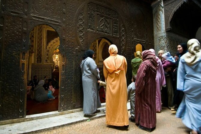 Casablanca to Fez Private Guided Day Trip with lunch - Kairaouine Mosque and the center of learning
