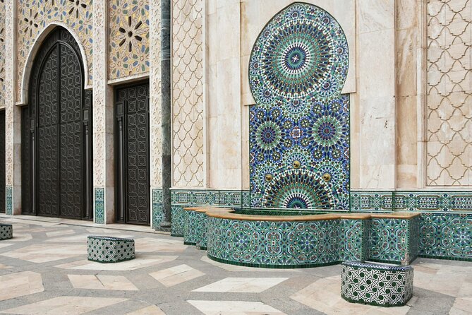 Casablanca Tour : Casablanca City Guided tour with lux vehicule - Key points before you book