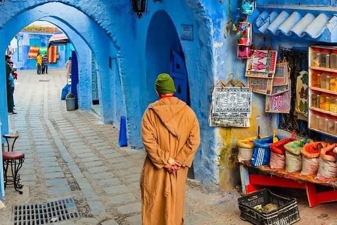 Chefchaouen Day Trip! The Blue Pearl - What the air-conditioned minivan means in practice