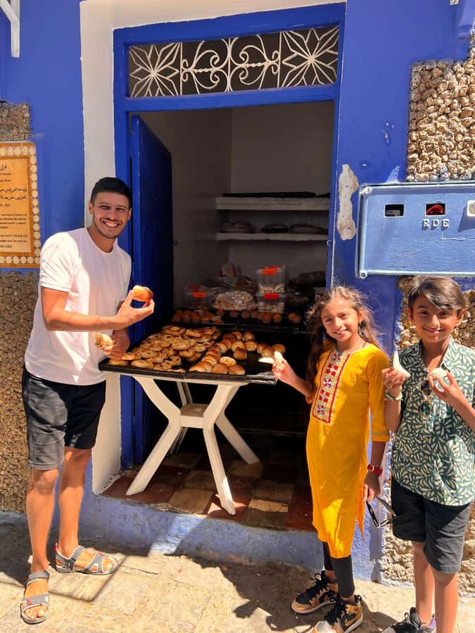 Chefchaouen: Hidden Gems Guided Tour with Mint Tea - Swika market and the working side of the medina