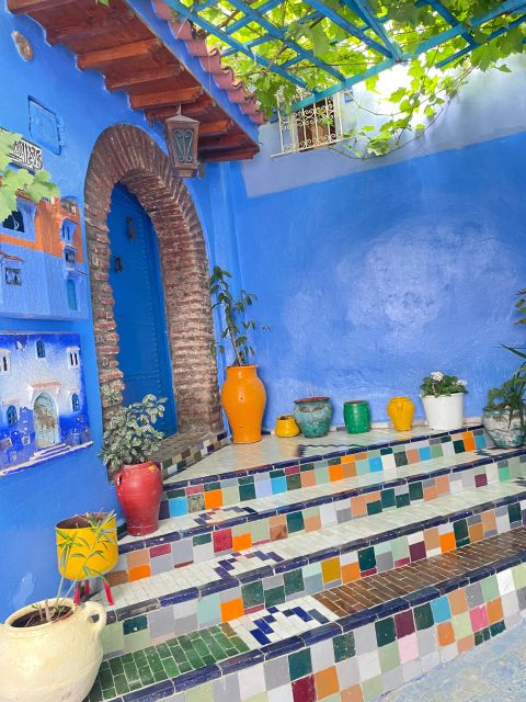 Chefchaouen: Hidden Gems Guided Tour with Mint Tea - Photo stops for solo visitors and families