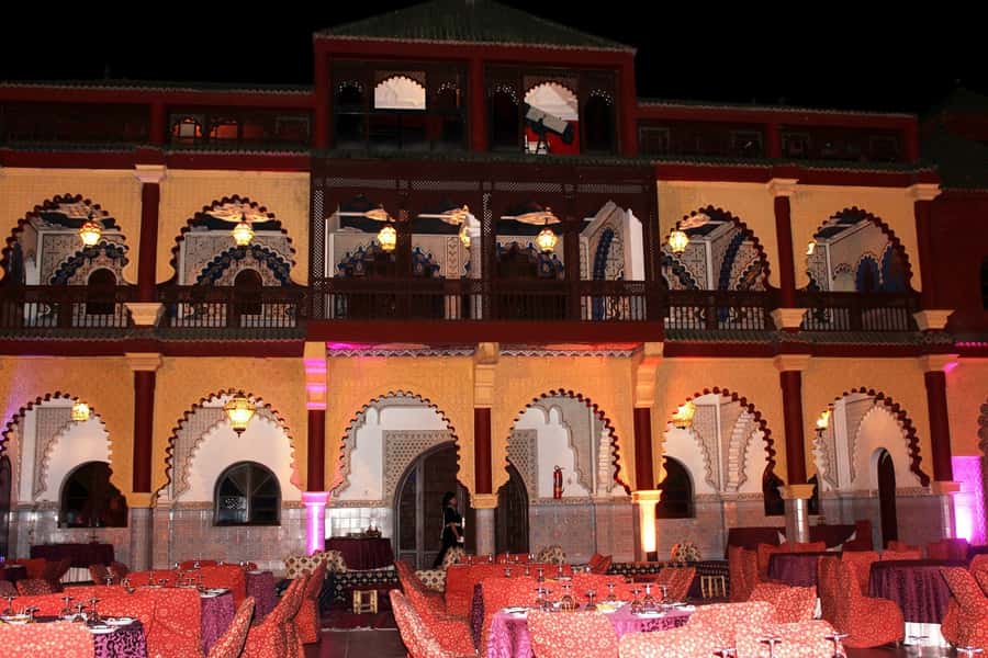 Chez Ali Dinner & Horsemen Show From Marrakech - The Fantasia horsemen finale