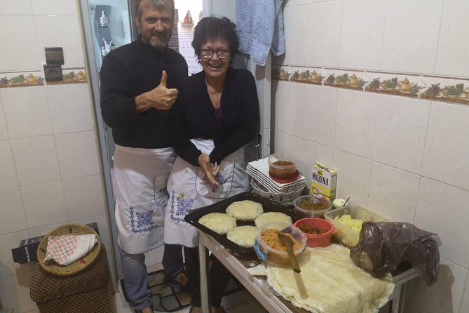 Cours de cuisines chez l'habitant - Sharing lunch or dinner at the family table