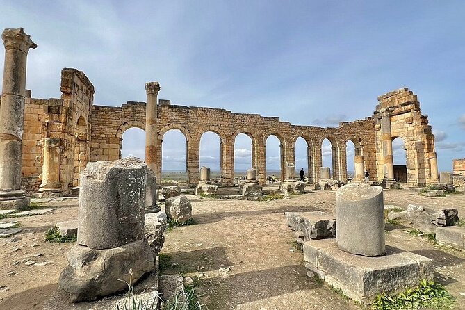 Day trip to Volubilis - Moulay Idriss & Meknes From Fes - What the $23.32 price really covers