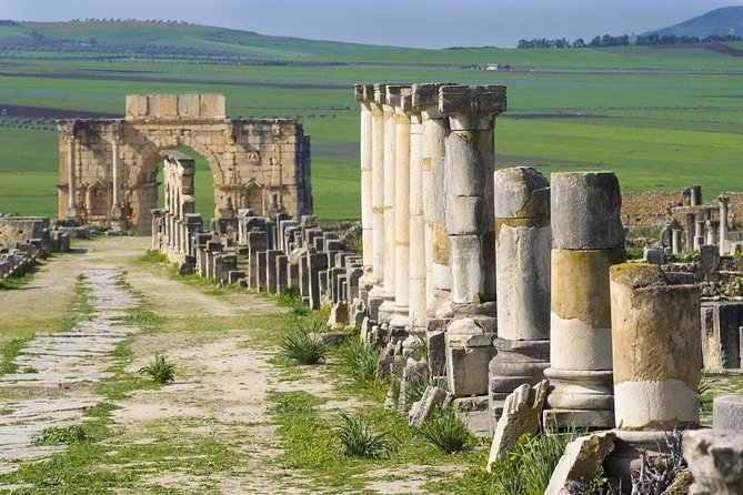 Day Trip To : Volubilis / Moulay Idriss / Mekness - Seeing Moulay Idriss from the town approach
