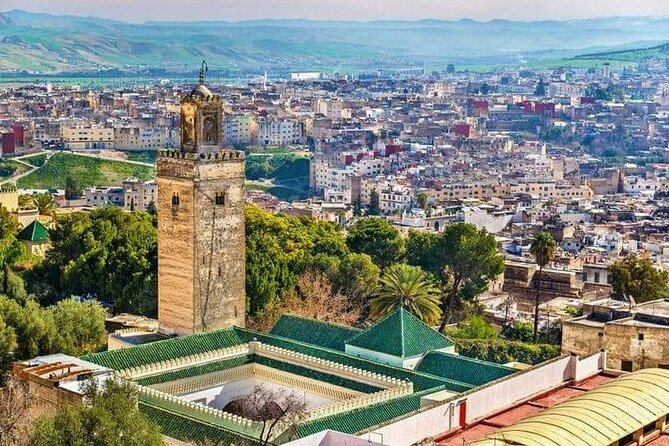 Discover Fes with the Best -Authentic Tours Unforgettable Stories - The sacred Zaouia of Moulay Idriss II