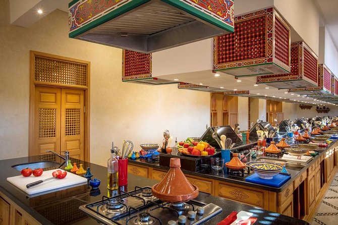 Discovery of Moroccan Culinary Heritage, History and Secrets - Meeting the Dada and getting started