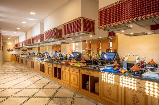 Discovery of Moroccan Culinary Heritage, History and Secrets - Bread, the neighborhood oven and the herbalist